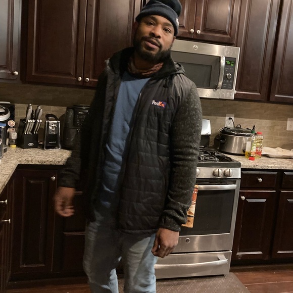 MEET THE POSHER!! ❤️🤍💙🖤❤️🔥🇺🇸 - Picture 14 of 16